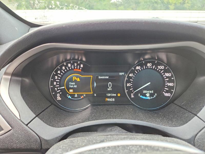 Photo 9 from auction – 2017 LINCOLN MKZ with VIN 3LN6L5EC0HR657437