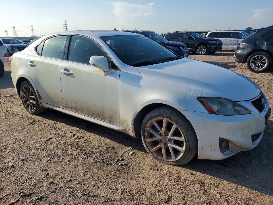 Photo 4 from auction – 2011 LEXUS IS with VIN JTHCF5C21B5048990