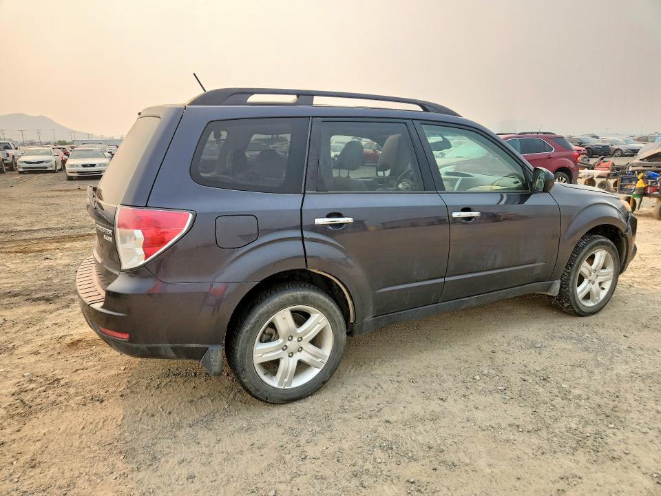 Photo 3 from auction – 2010 SUBARU FORESTER with VIN JF2SH6CCXAH807110