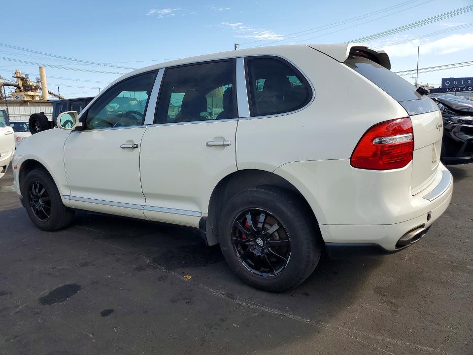 Photo 2 from auction – 2010 PORSCHE CAYENNE with VIN WP1AA2AP2ALA02694