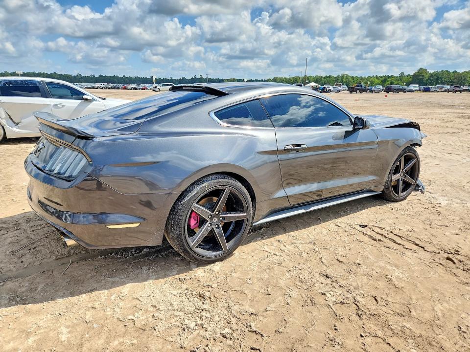 Photo 3 from auction – 2017 FORD MUSTANG with VIN 1FA6P8THXH5358006