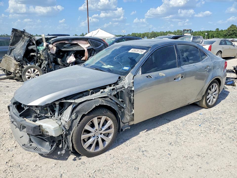 LEXUS IS 2016 with VIN JTHBA1D23G5009066 - Photo from auction