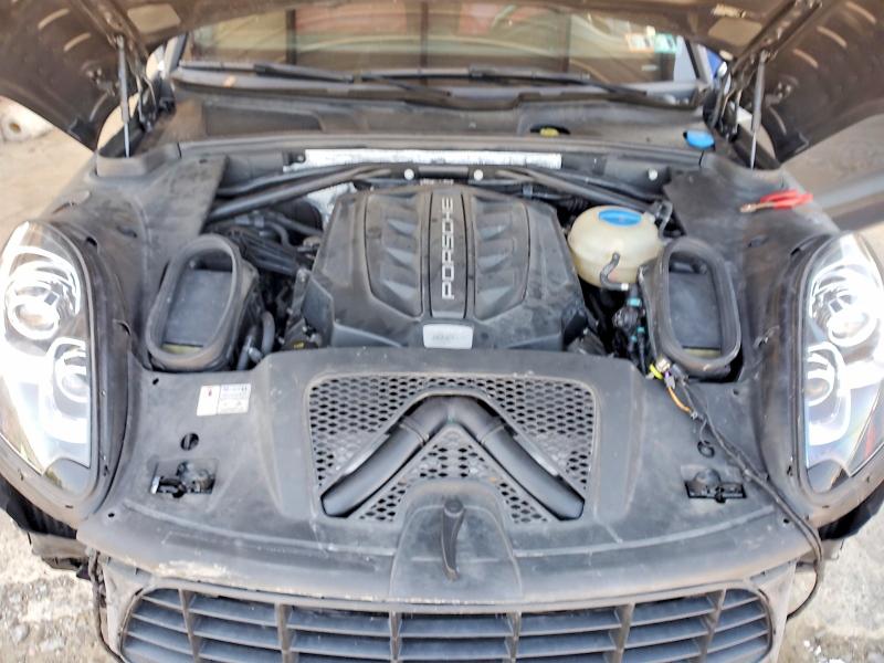 Photo 11 from auction – 2016 PORSCHE MACAN with VIN WP1AB2A50GLB55143