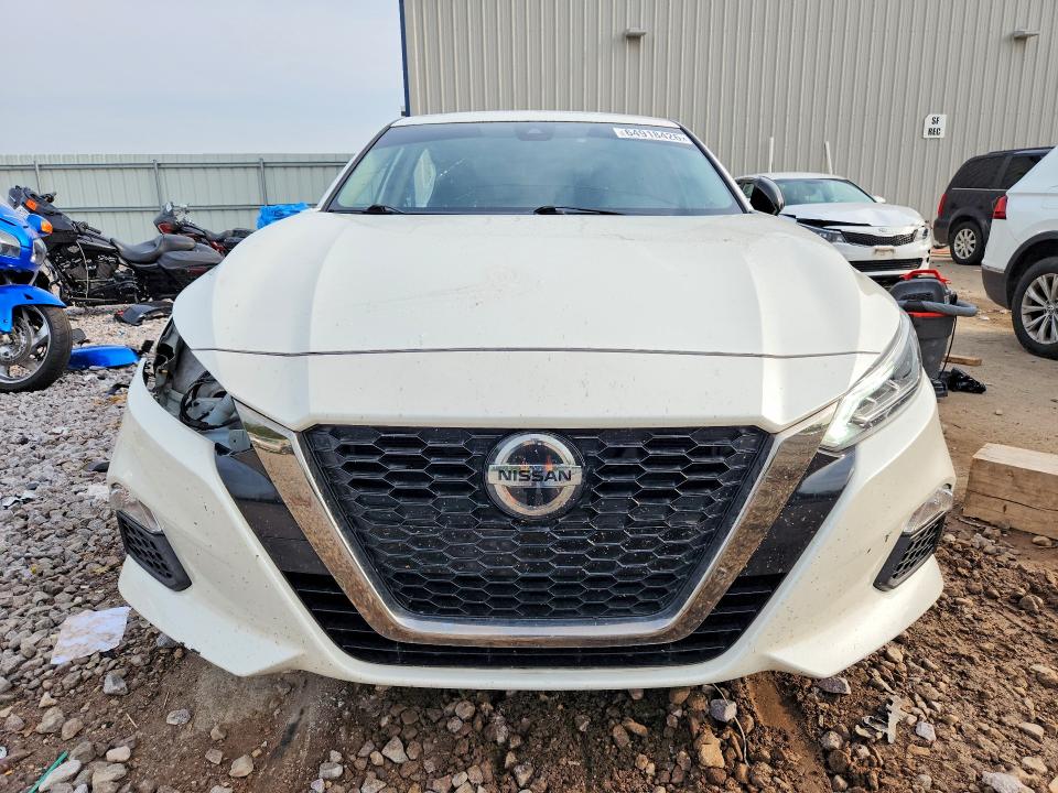 Photo 5 from auction – 2020 NISSAN ALTIMA with VIN 1N4BL4CV5LC174637