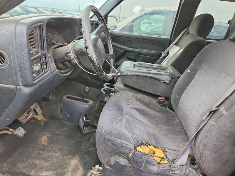 Photo 7 from auction – 2000 CHEVROLET SILVERADO with VIN 1GCEK19T0YE301885