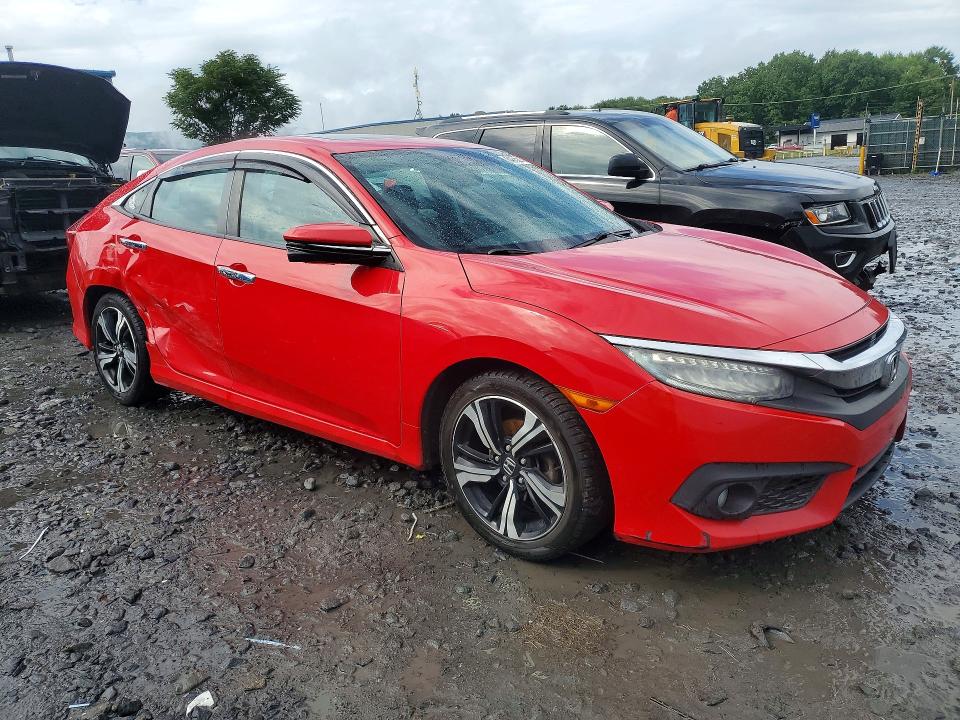 Photo 4 from auction – 2016 HONDA CIVIC with VIN 2HGFC1F91GH633417