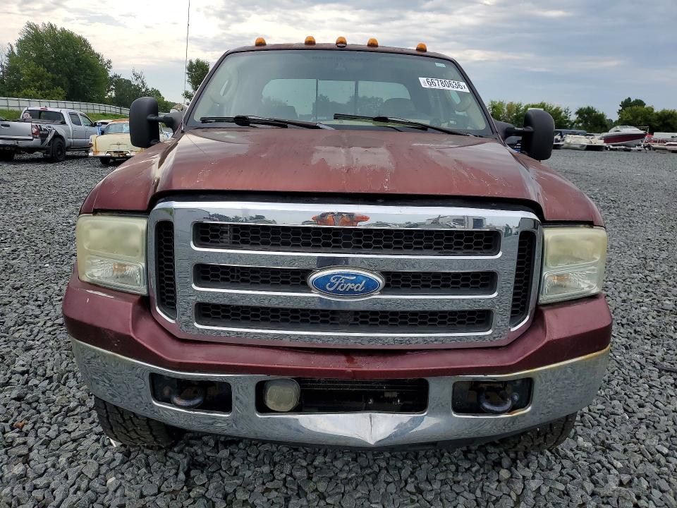 Photo 5 from auction – 2005 FORD F250 with VIN 1FTSW21P65EC10448