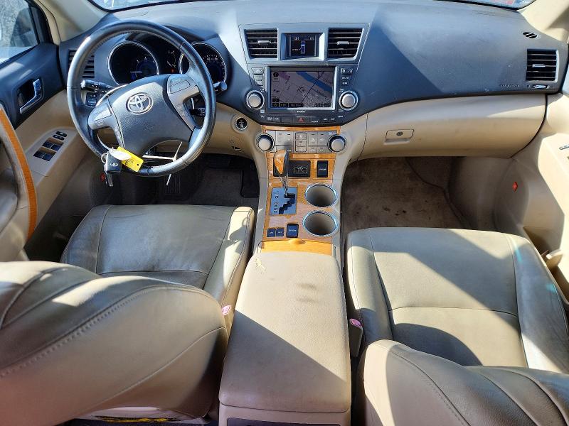 Photo 8 from auction – 2008 TOYOTA HIGHLANDER with VIN JTEEW44A282021992