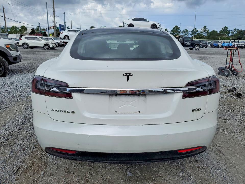 Photo 6 from auction – 2017 TESLA MODEL S with VIN 5YJSA1E29HF184535