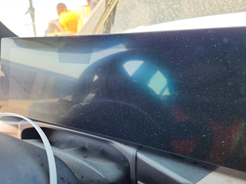 Фото 9 с аукциона – 2025 BMW 330I с VIN 3MW69CW05S8F06115