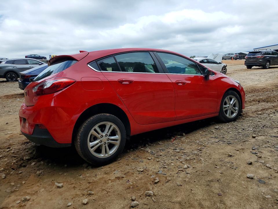 Photo 3 from auction – 2018 CHEVROLET CRUZE with VIN 3G1BE6SM0JS611520