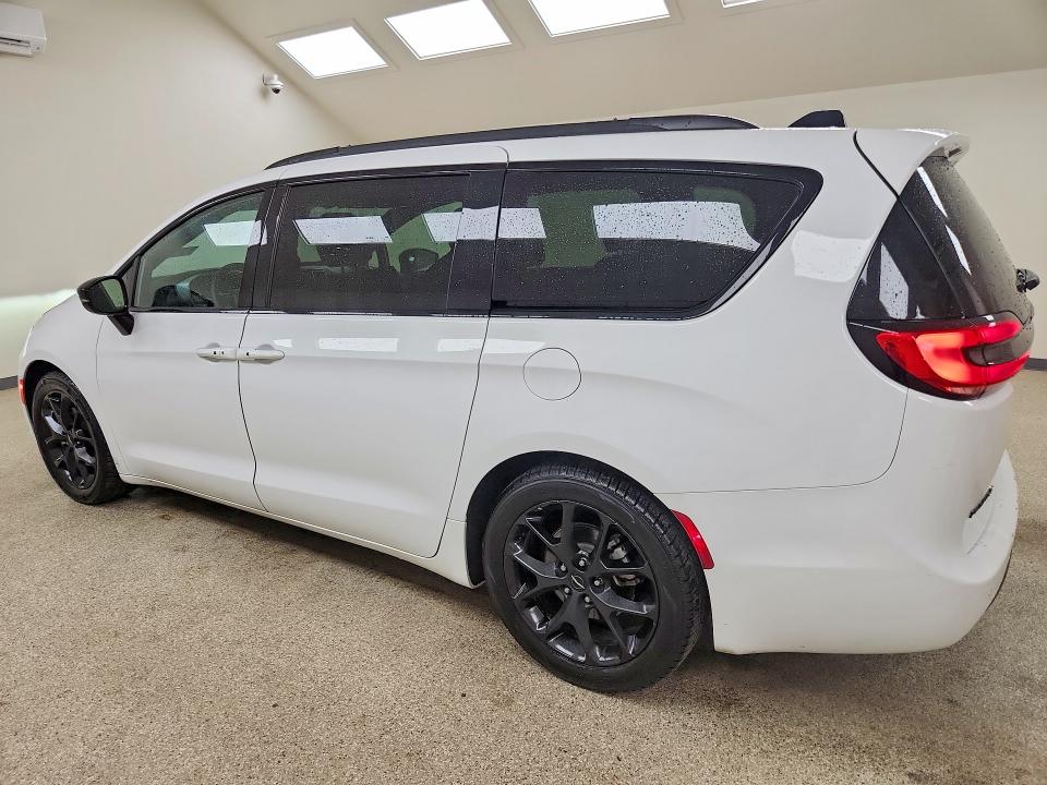 Photo 2 from auction – 2025 CHRYSLER PACIFICA with VIN 2C4RC1GG7SR509079
