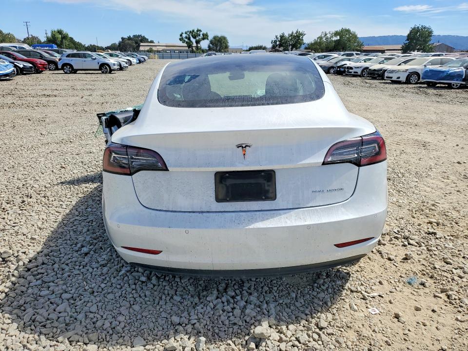 صورة رقم 6 من المزاد - 2021 TESLA MODEL 3 مع VIN 5YJ3E1EB5MF072656