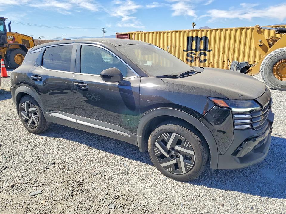 Photo 4 from auction – 2025 NISSAN KICKS with VIN 3N8AP6CA9SL443314