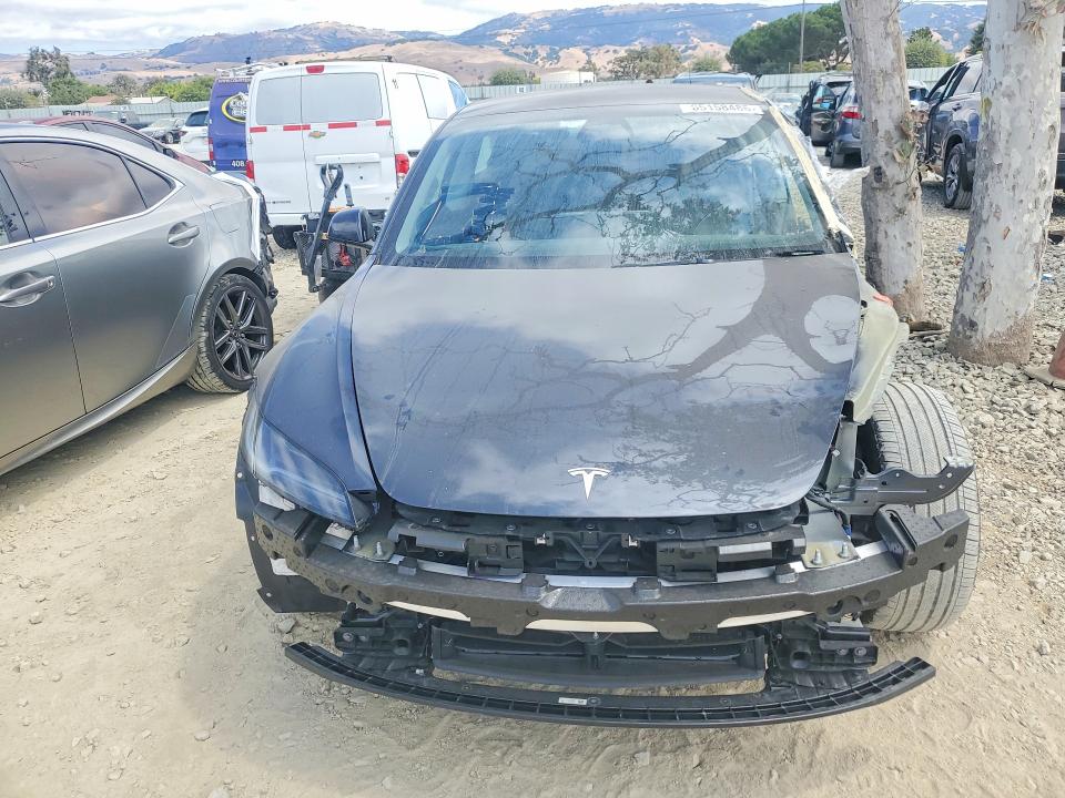 Photo 5 from auction – 2025 TESLA MODEL 3 with VIN 5YJ3E1EA5SF953555