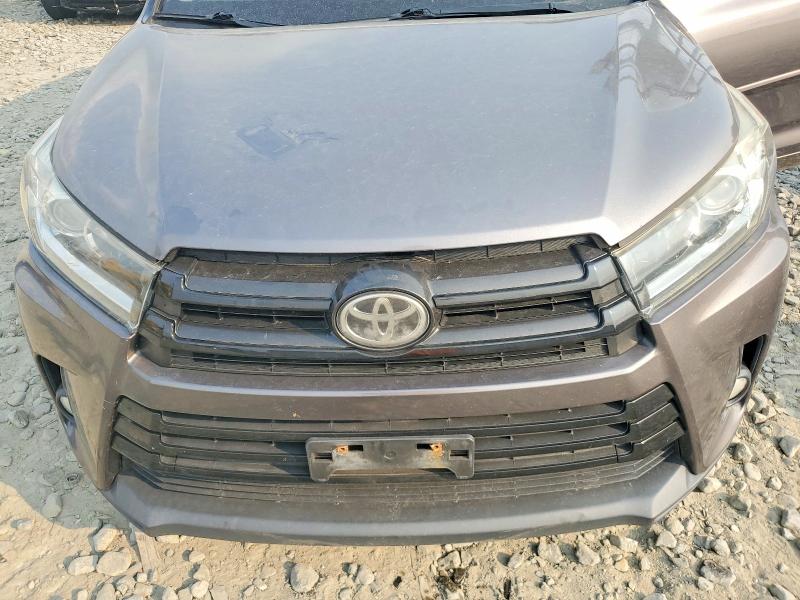 Photo 12 from auction – 2017 TOYOTA HIGHLANDER with VIN 5TDJZRFH5HS375516