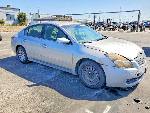 Photo 4 from auction – 2009 NISSAN ALTIMA with VIN 1N4AL21E19N438601