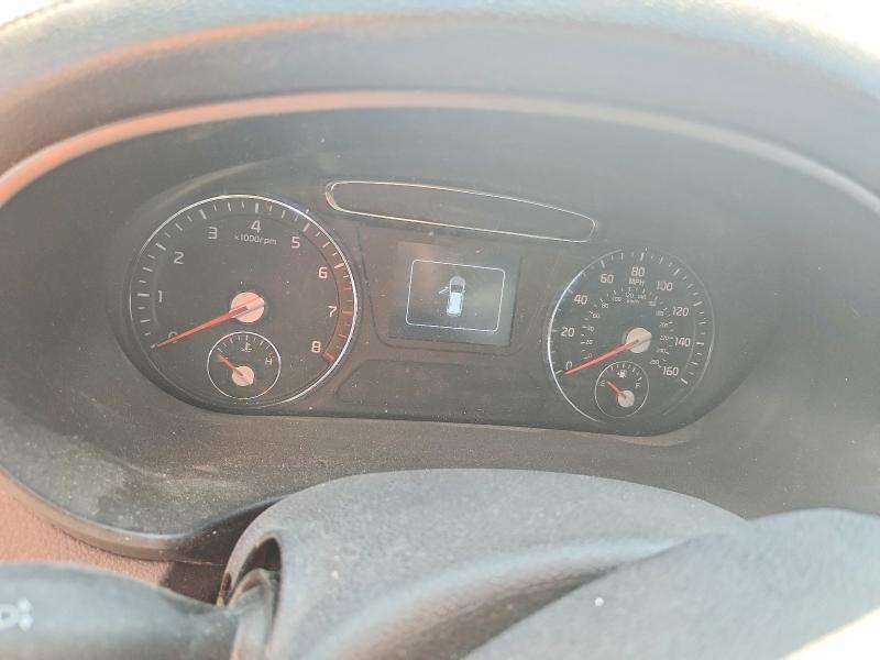 Photo 9 from auction – 2016 KIA SORENTO with VIN 5XYPG4A39GG140580
