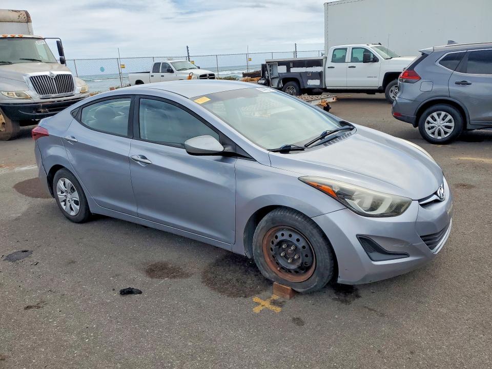Photo 4 from auction – 2016 HYUNDAI ELANTRA with VIN 5NPDH4AE9GH734127