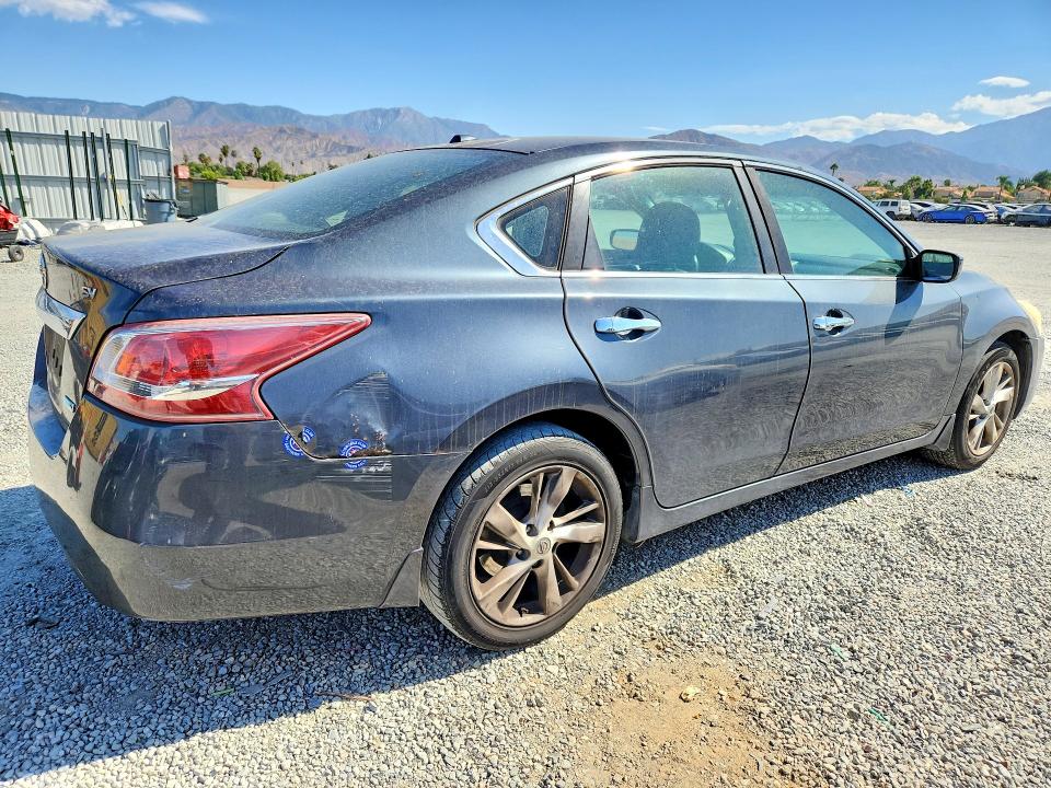 Photo 3 from auction – 2013 NISSAN ALTIMA with VIN 1N4AL3AP6DN425309