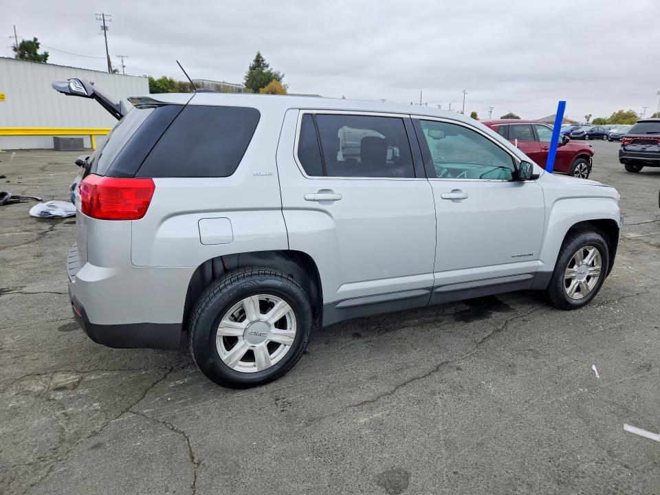 Photo 3 from auction – 2015 GMC TERRAIN with VIN 2GKALMEKXF6400343