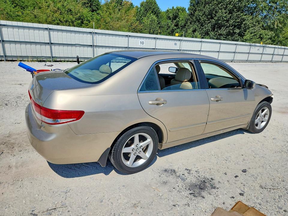 Photo 3 from auction – 2003 HONDA ACCORD with VIN 1HGCM66583A052189