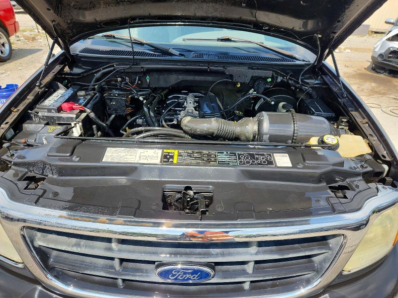 Photo 11 from auction – 2004 FORD F-150 HERITAGE with VIN 2FTRX172X4CA80244