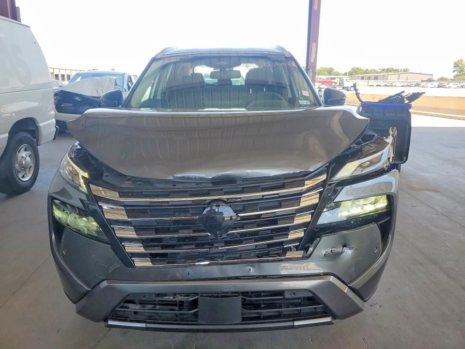 Photo 5 from auction – 2026 NISSAN ROGUE with VIN 5N1BT3CA5TC766388