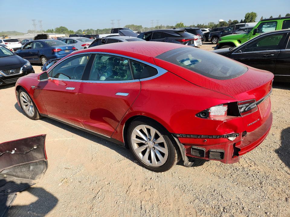 Zdjęcie 2 z aukcji – 2016 TESLA MODEL S z VIN 5YJSA1E26GF133234