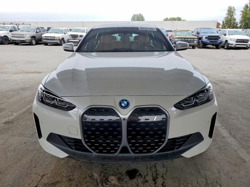 Photo 5 from auction – 2022 BMW I4 with VIN WBY73AW09NFM79881