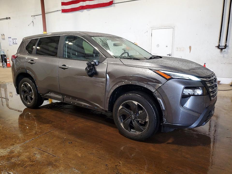 Photo 4 from auction – 2024 NISSAN ROGUE with VIN JN8BT3BB2RW286528