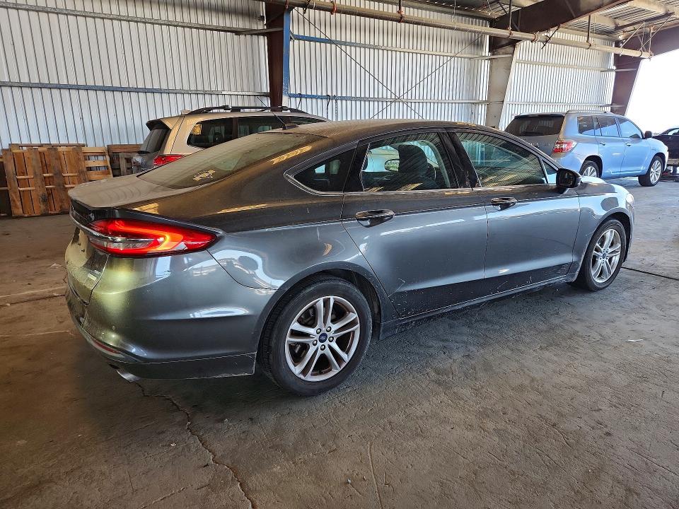 Photo 3 from auction – 2018 FORD FUSION with VIN 3FA6P0HD6JR233269