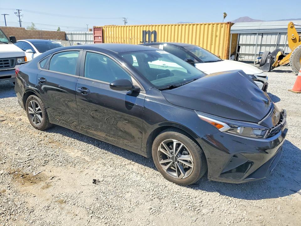 Photo 4 from auction – 2024 KIA FORTE with VIN 3KPF24AD6RE759219
