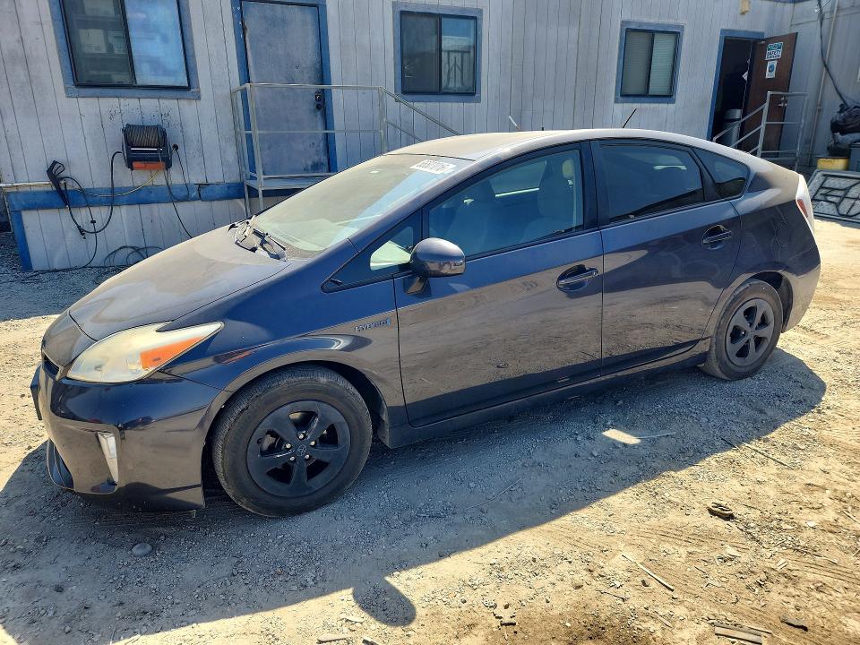 TOYOTA PRIUS 2014 with VIN JTDKN3DUXE1764688 - Photo from auction
