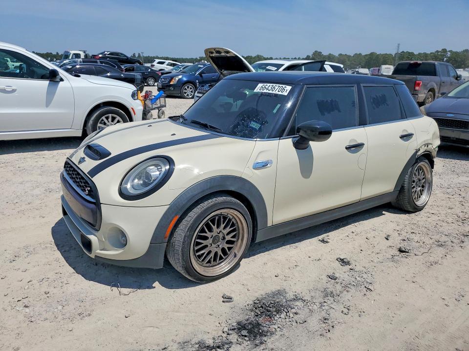 MINI COOPER 2020 مع رقم تعريف المركبة WMWXU9C02L2L37763 - صورة من المزاد