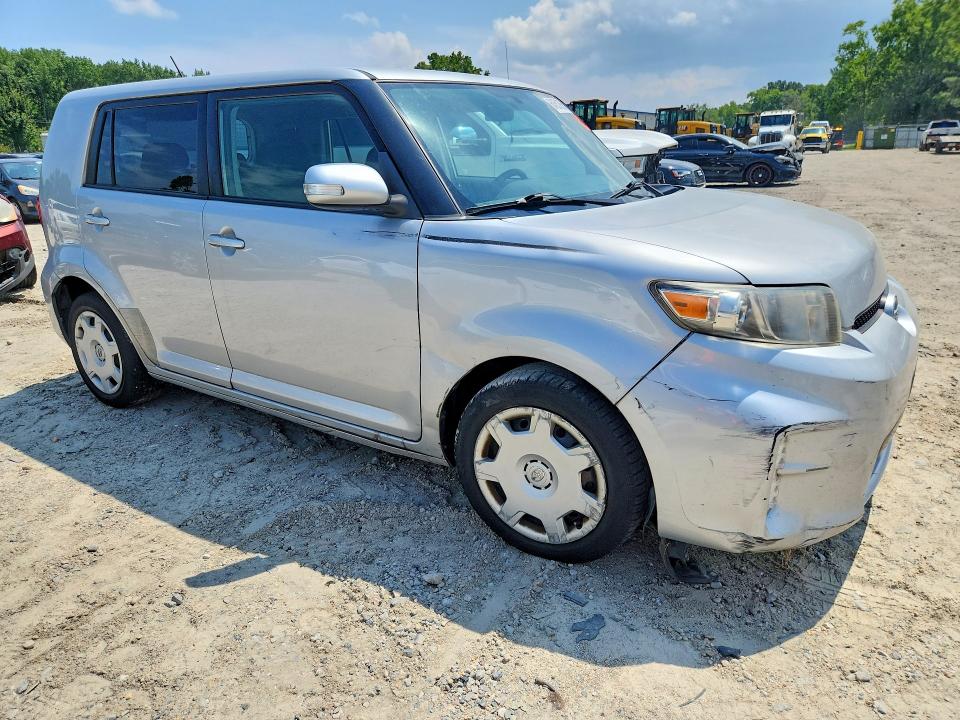 Photo 4 from auction – 2014 SCION XB with VIN JTLZE4FE1EJ052617