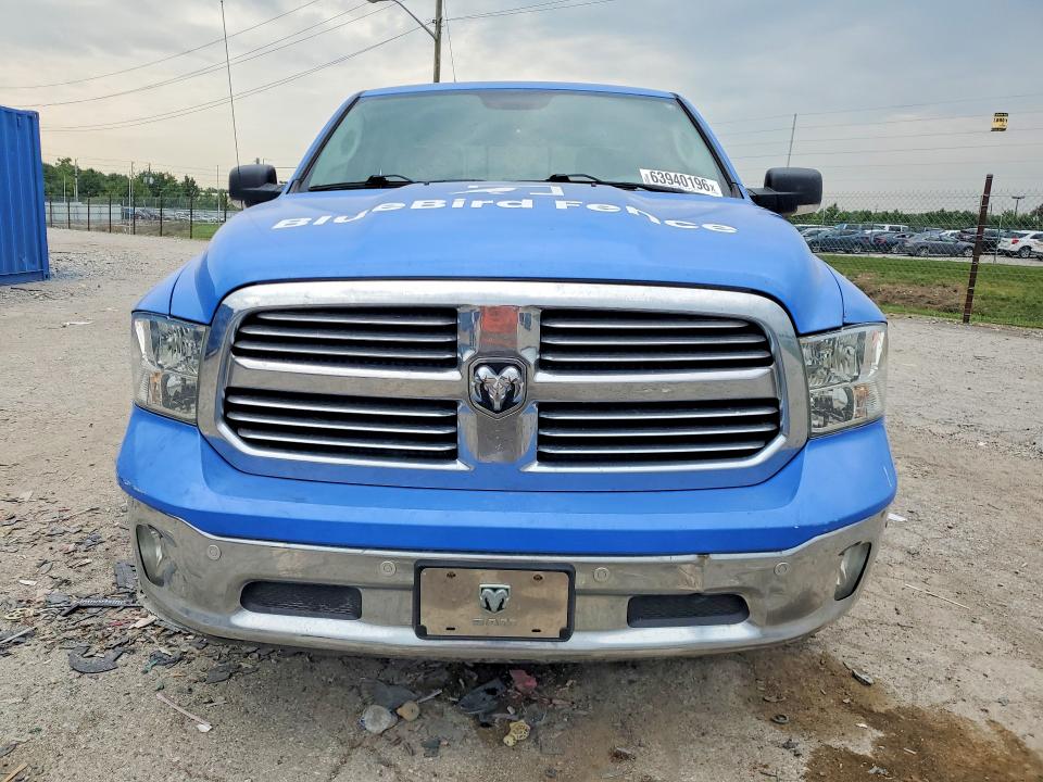Photo 5 from auction – 2018 RAM 1500 with VIN 1C6RR7LG2JS140997