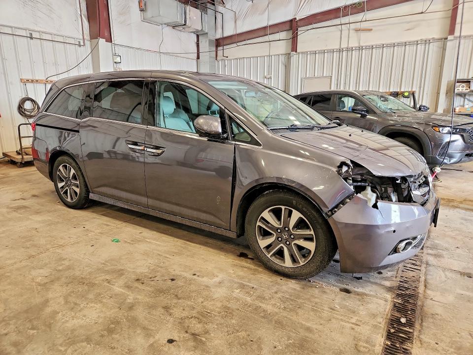 Photo 4 from auction – 2015 HONDA ODYSSEY with VIN 5FNRL5H95FB024951