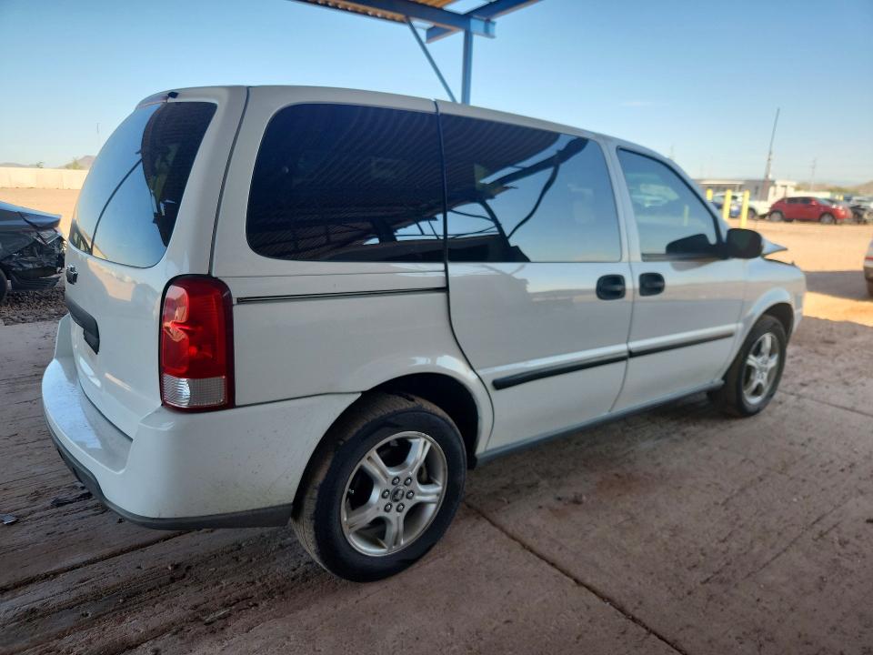 Photo 3 from auction – 2006 CHEVROLET UPLANDER with VIN 1GNDU23L66D152302