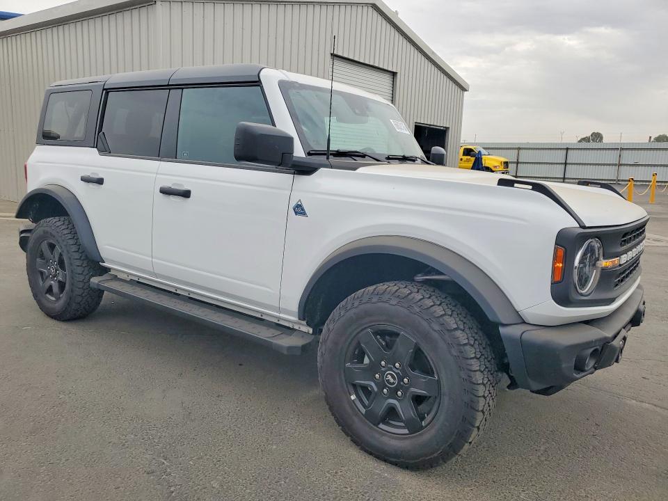 Photo 4 from auction – 2024 FORD BRONCO with VIN 1FMEE1BP7RLB49813
