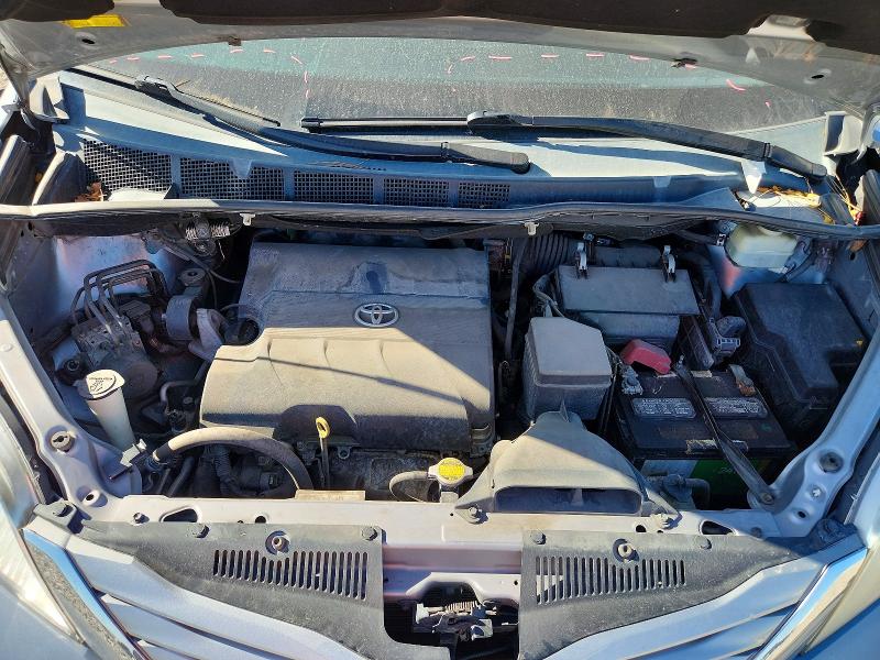 Photo 12 from auction – 2015 TOYOTA SIENNA with VIN 5TDKK3DC4FS632059