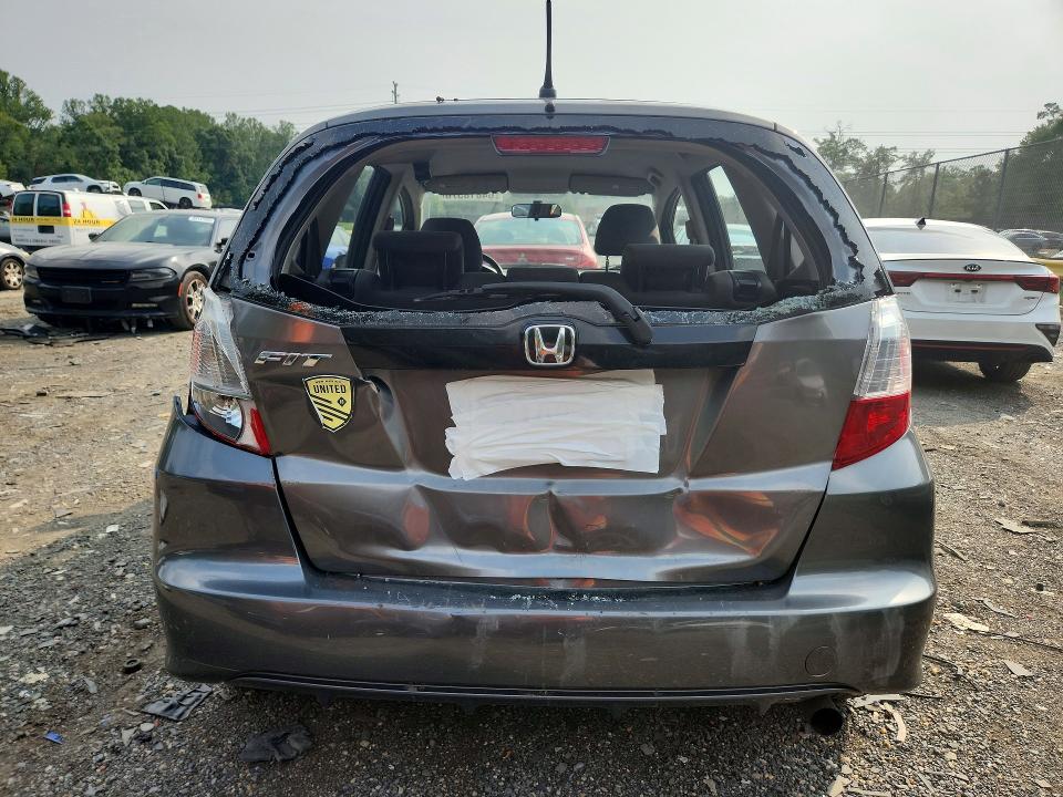 Снимка 6 от търг – 2013 HONDA FIT с VIN JHMGE8G39DC029563