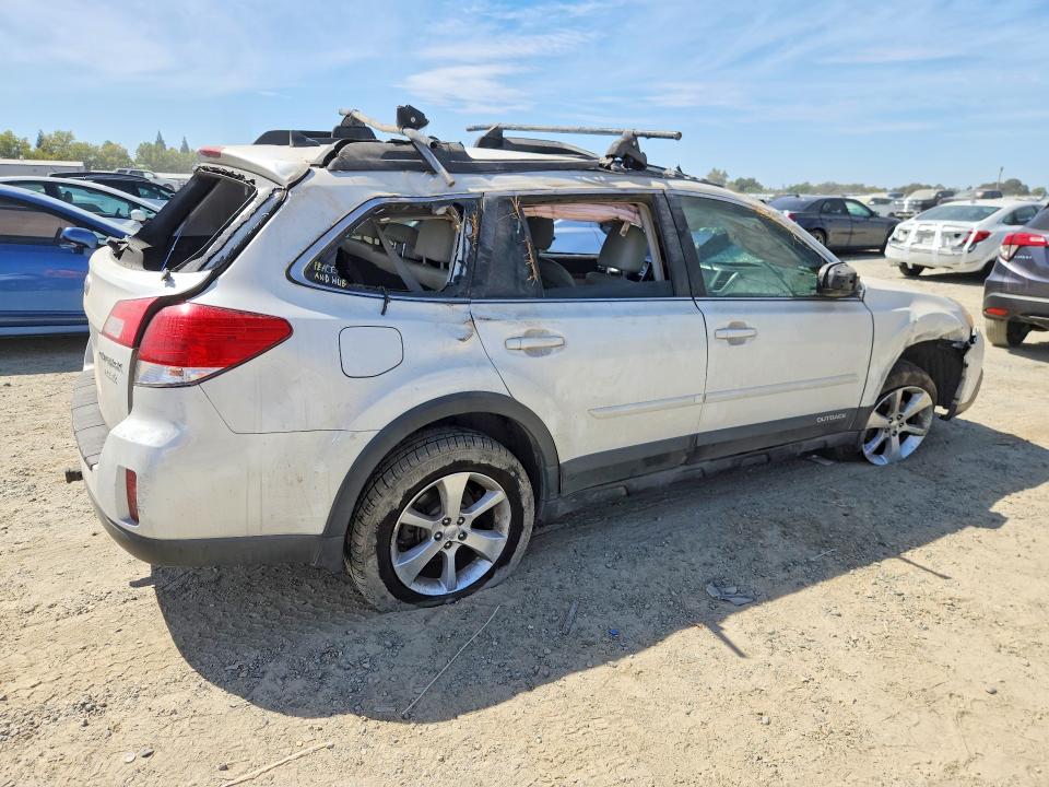 Photo 3 from auction – 2013 SUBARU OUTBACK with VIN 4S4BRBPCXD3224967