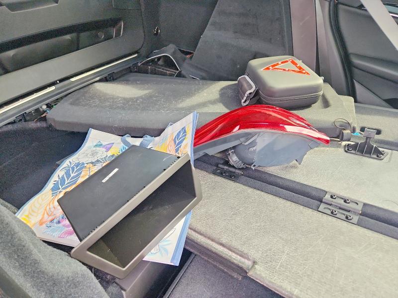 Photo 13 from auction – 2019 BMW X1 with VIN WBXHT3C51K3H35032