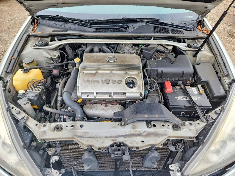 Photo 11 from auction – 2004 LEXUS ES with VIN JTHBA30G145030944