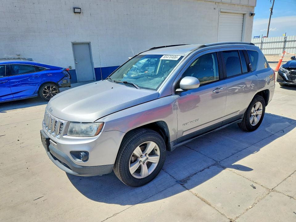 JEEP COMPASS 2016 with VIN 1C4NJDEB5GD616719 - Photo from auction