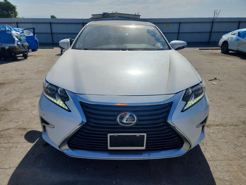Photo 5 from auction – 2017 LEXUS ES with VIN 58ABK1GG4HU039906