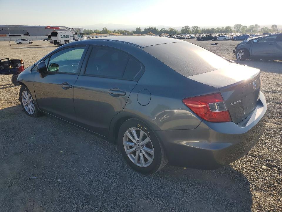 Photo 2 from auction – 2012 HONDA CIVIC with VIN 19XFB2F89CE384210