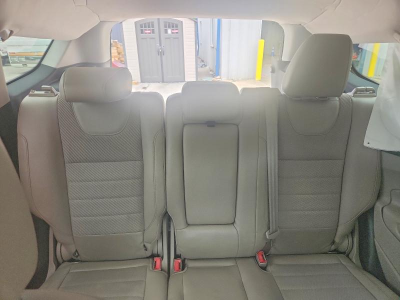 Photo 10 from auction – 2015 FORD ESCAPE with VIN 1FMCU9GX5FUA23330