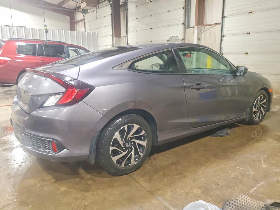 Photo 3 from auction – 2017 HONDA CIVIC with VIN 2HGFC4B57HH310043